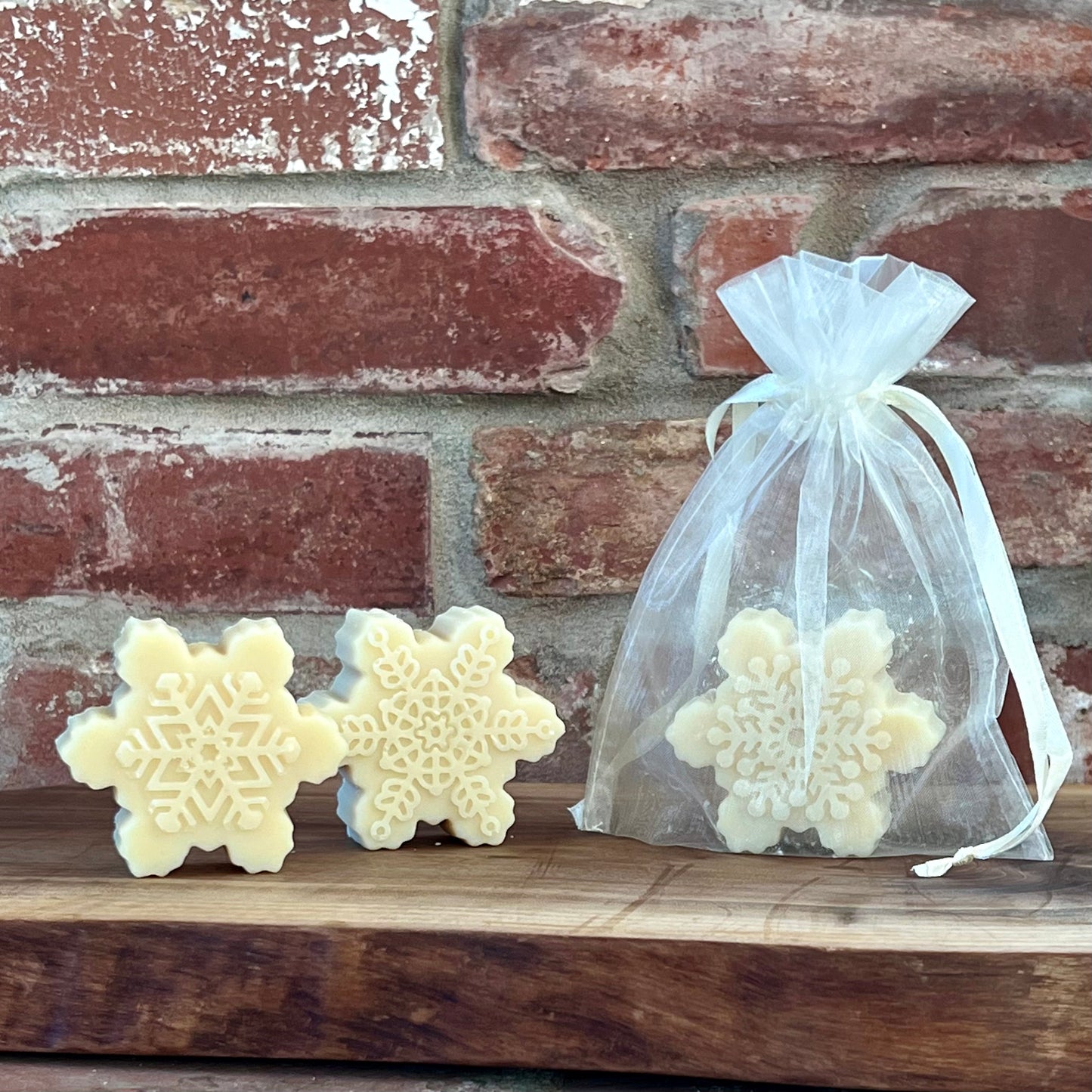 Simply Ewe - Snowflake-Shaped Essential Oil Scented Sheep's Milk Soap